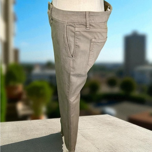 NWOT PAIGE ‘Rianne’ High-Waisted Cuff Jeans in “Seaweed Green” Size 23 - Picture 7 of 16